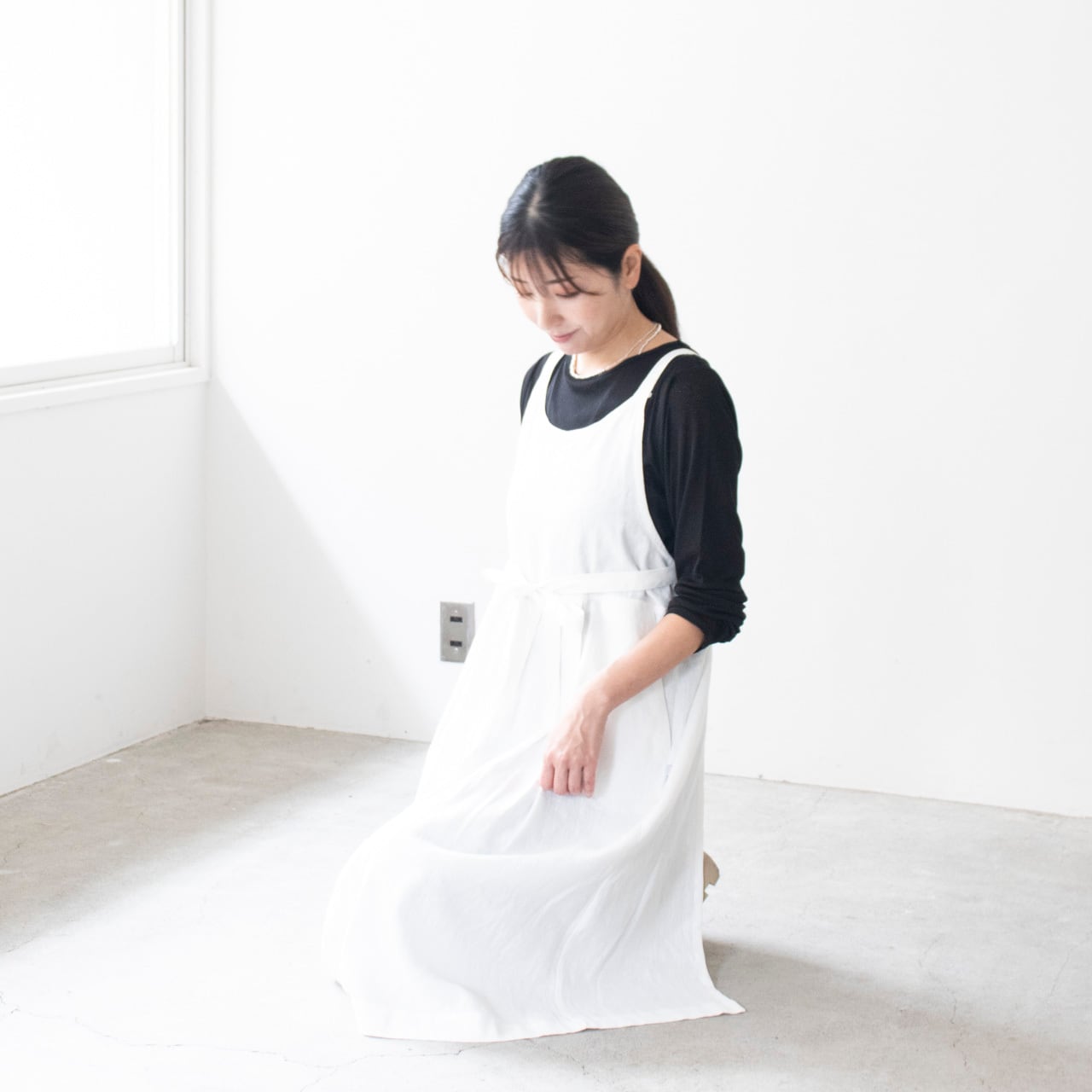 ワンピースエプロン【ホワイト】 | Ha10 Online Store