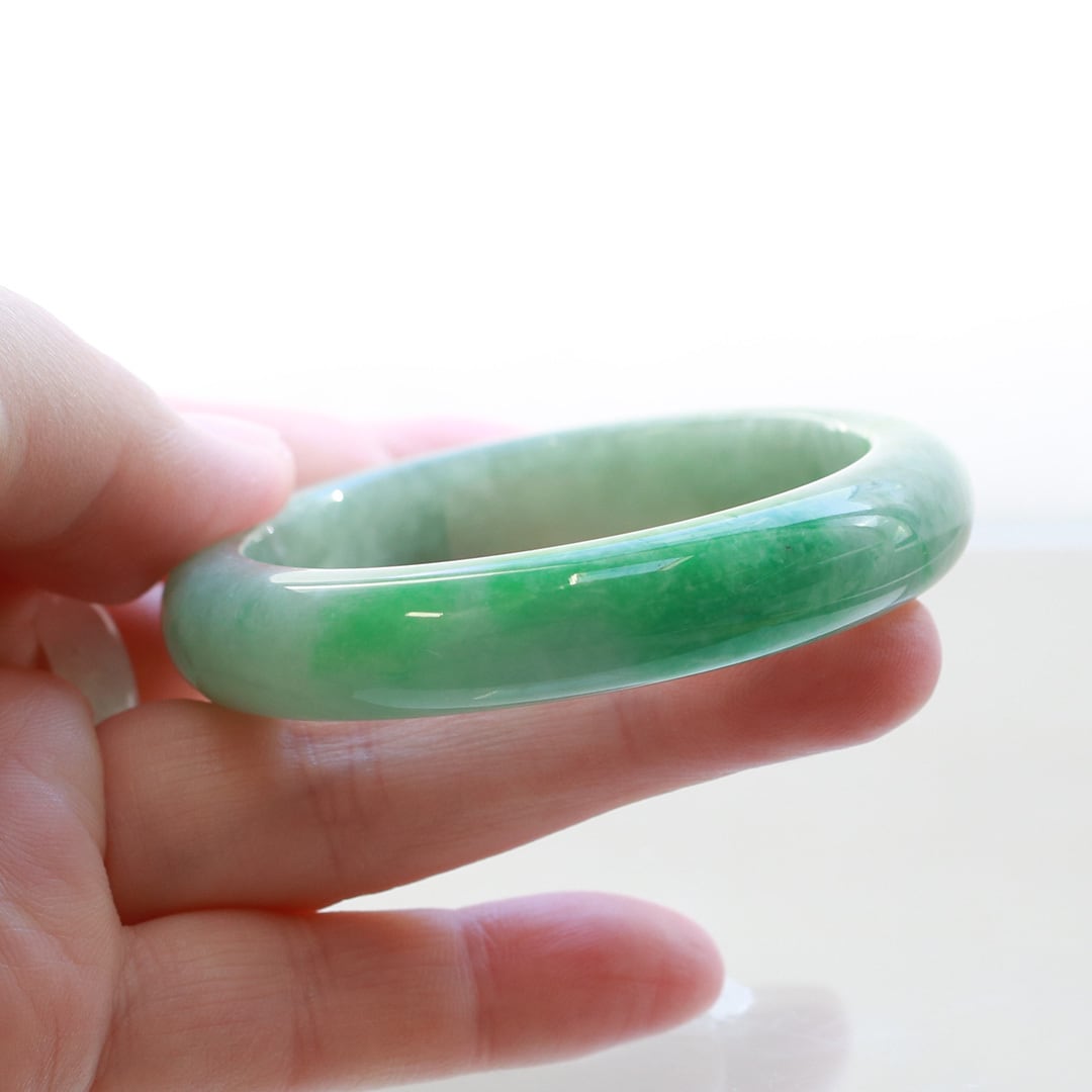 内径 約53mmx48mm 】楕円形 バングル gui fei/ green A貨翡翠