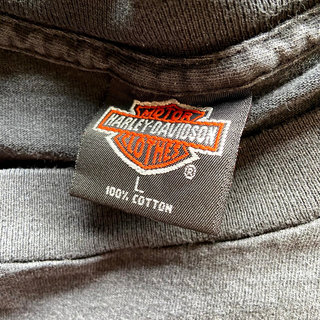 90年代 Harley-Davidson ハーレーダビッドソン 胸ロゴ イーグル カットオフ ノースリーブTシャツ メンズL 古着 90s  ヴィンテージ ビンテージ モーターサイクル バイクTシャツ 胸ポケット シングルステッチ フェードブラック グレー 灰色【Tシャツ】【SA21073】  |