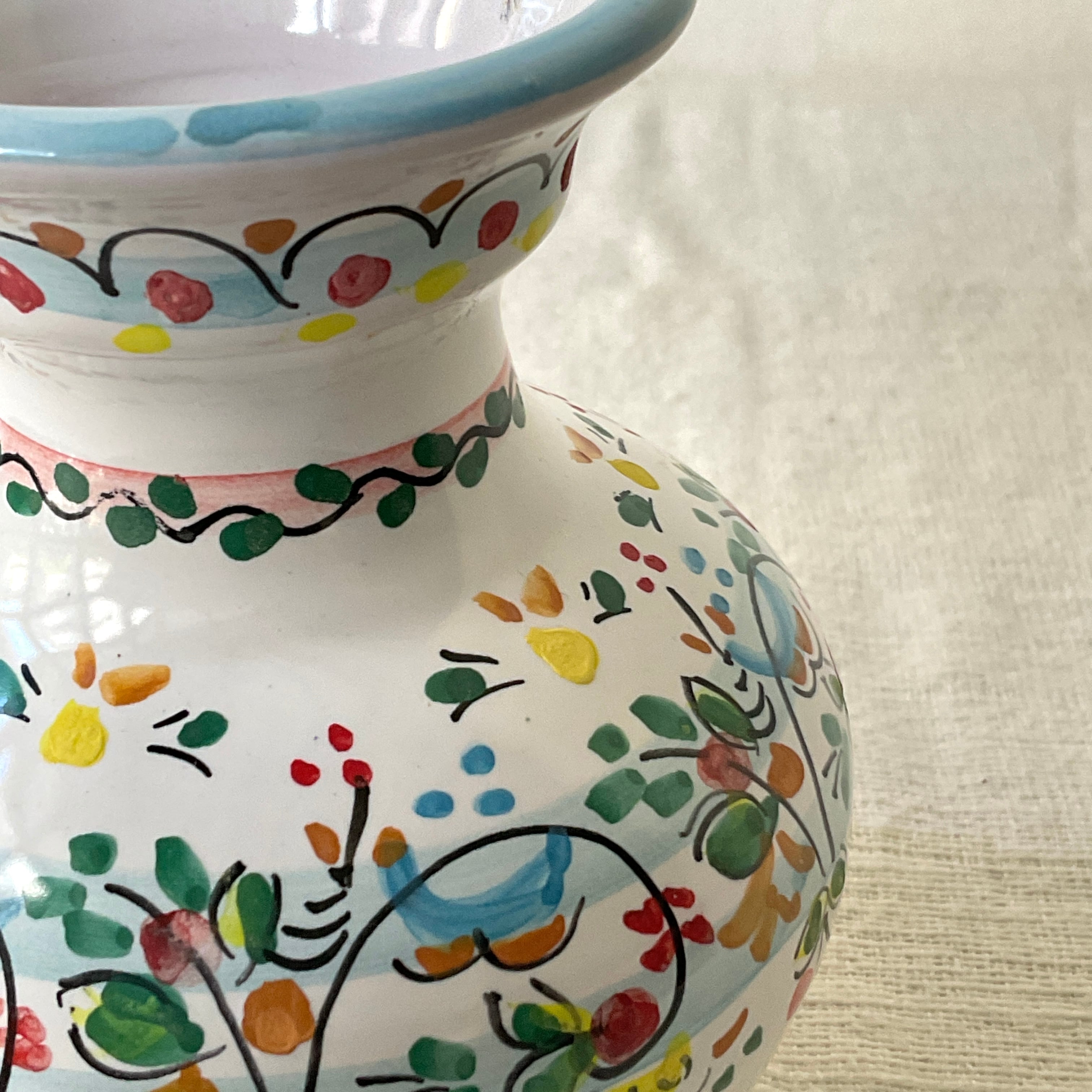 スペイン陶器】陶器の花瓶(水色) | 照明&エシカルライフ スペイン陶器】陶器の花瓶(水色) | 照明&エシカルライフ