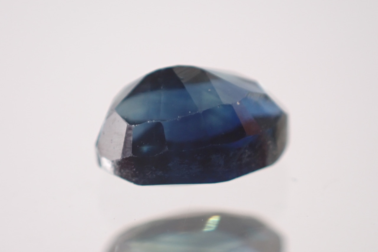 ブルーサファイア(簡易ソーティング付)　0.703ct　[D9-141]
