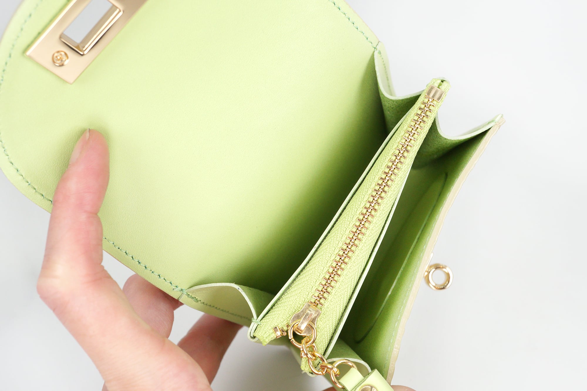 メロンなコンパクト財布／赤肉・青肉（ヒネリ金具タイプ） | EARL 