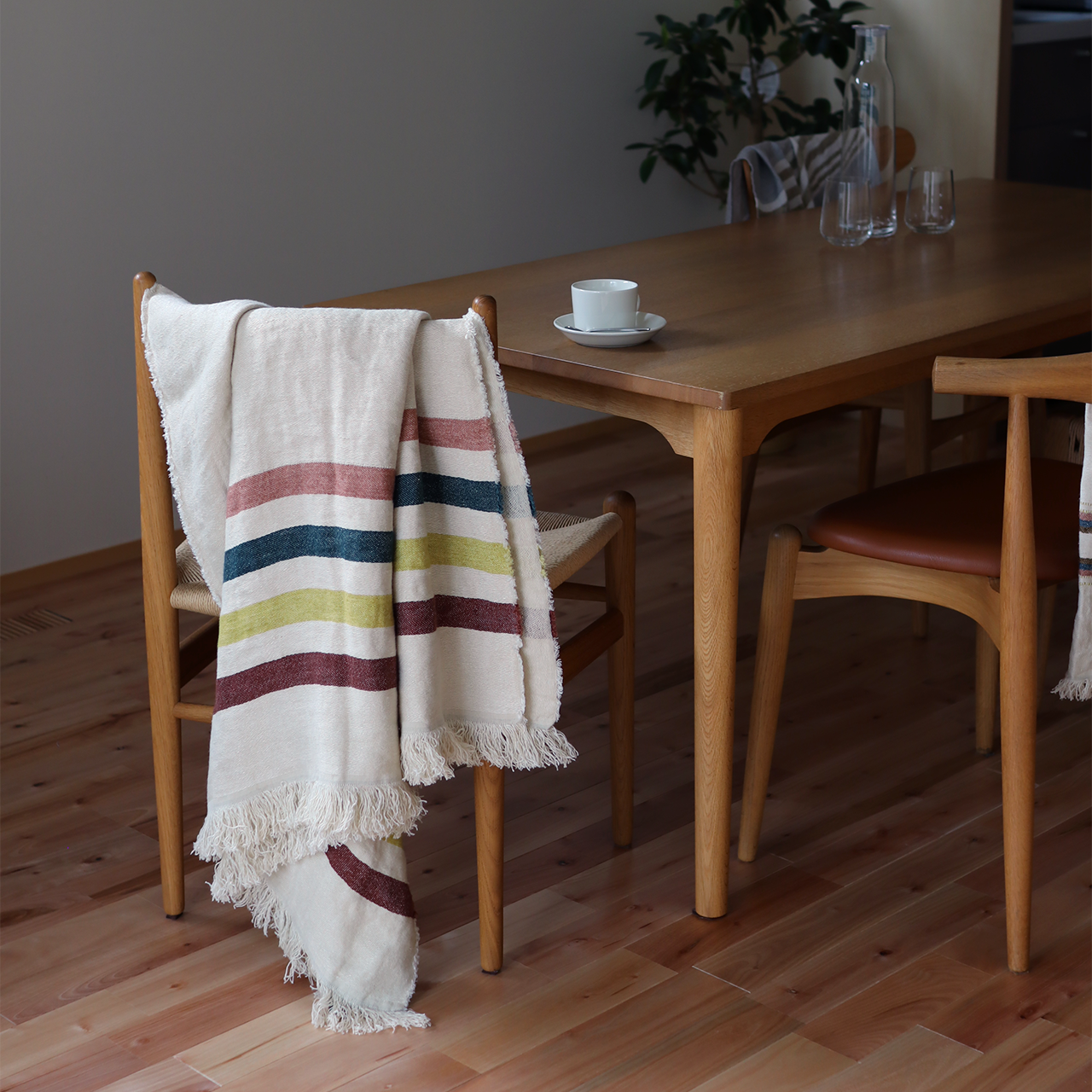 ベルギー Libeco 30リネン100% ホワイト 4M 23区 洗えるLIBECOリネン デザインスリーブ ブラウス （ホワイト系