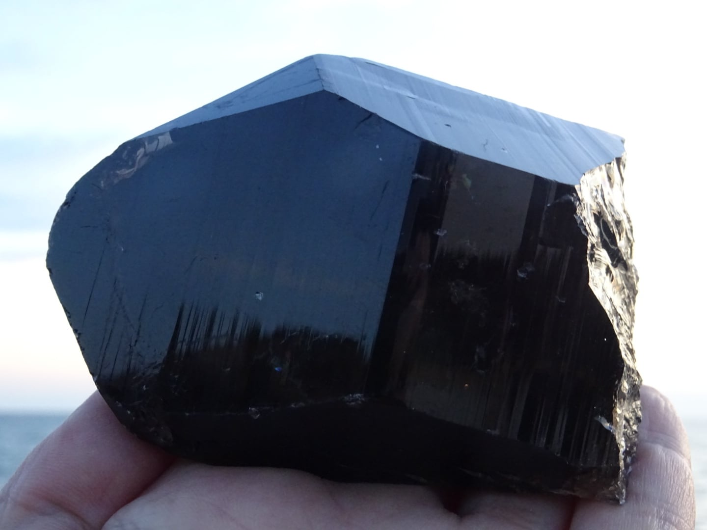 モリオン（黒水晶） | 虹石屋