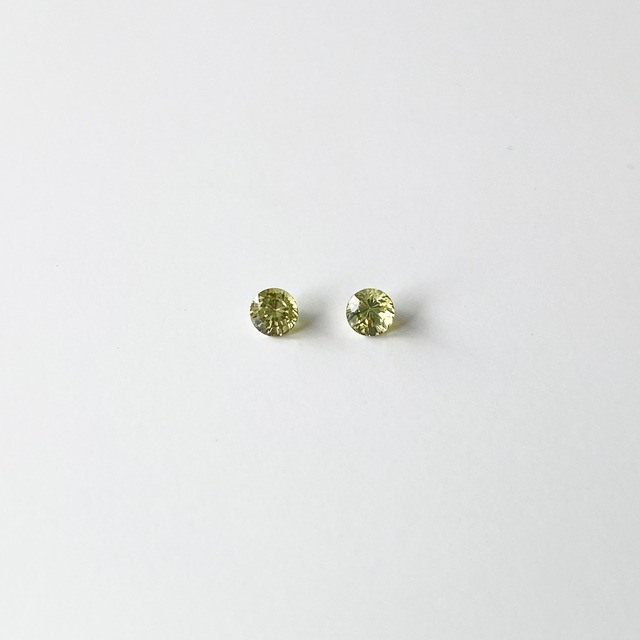 Chrysoberil 2pc 0.56ct クリソベリル kg-0095