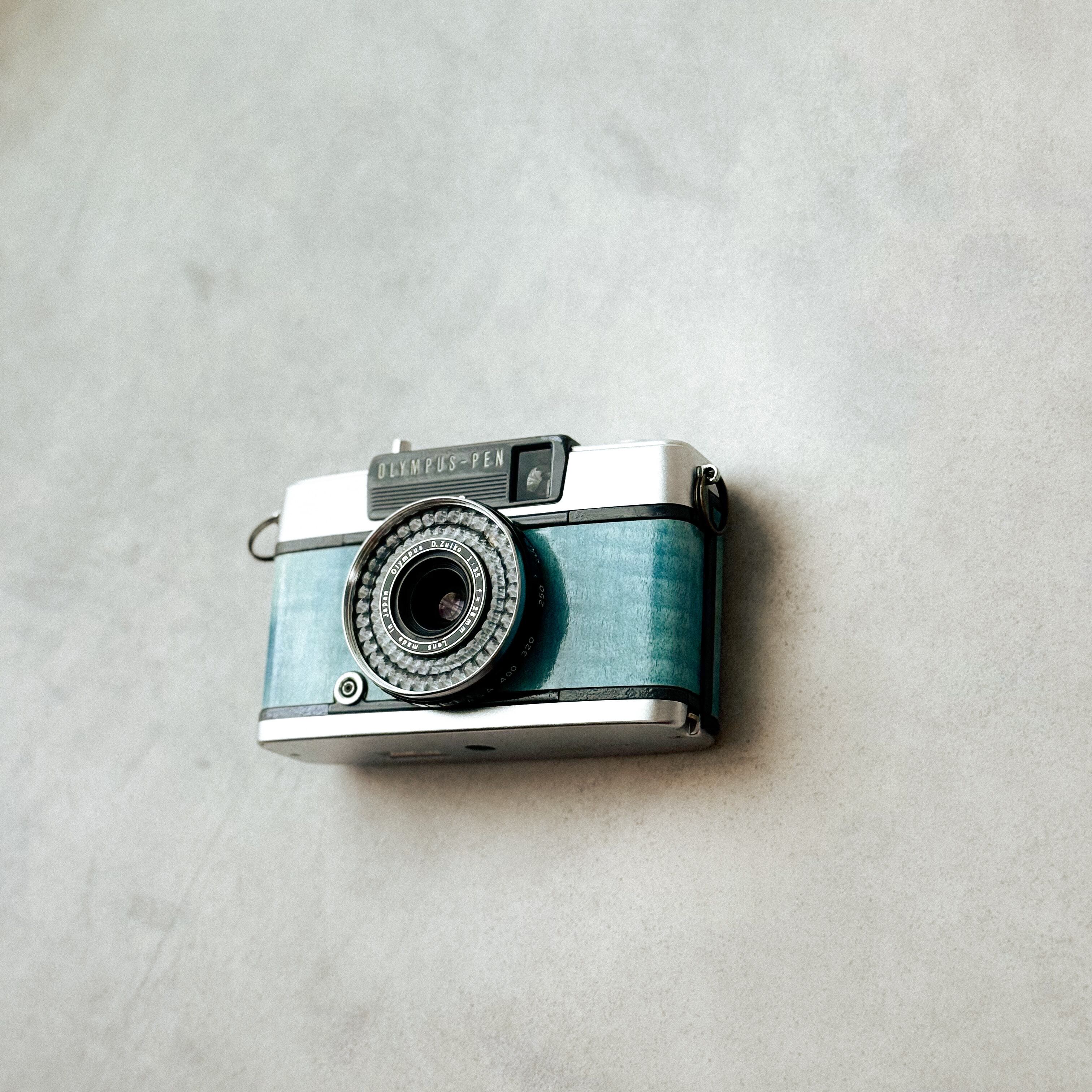 Denim Blue デニムブルー Olympus-PEN EE-2 | Macha Cameras