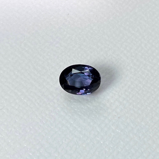 ⁂天然⁂　◇カラーチェンジガーネット◇　1.49ct 　ＡＡＡ　ベキリーブルー