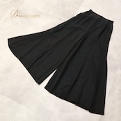 社交ダンス 衣装 ボトムス パンツ ズボン ワイドパンツ レッスンウェア ブラック系 黒 無地 シンプル ラインストーン キラキラ チュール 透け感 シースルー 華やか かわいい おしゃれ 上品 大人っぽい ダンス 練習 レッスン ダンス衣装 練習着 レッスンウェア 軽やか 日本製
