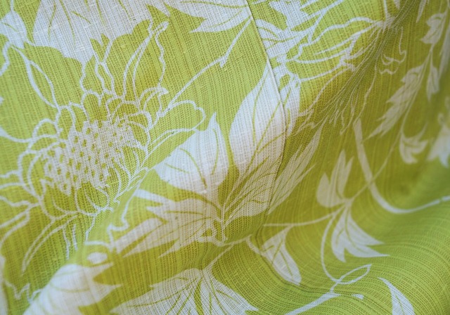 【三勝・浴衣】　若苗色　花竹垣柄　浴衣