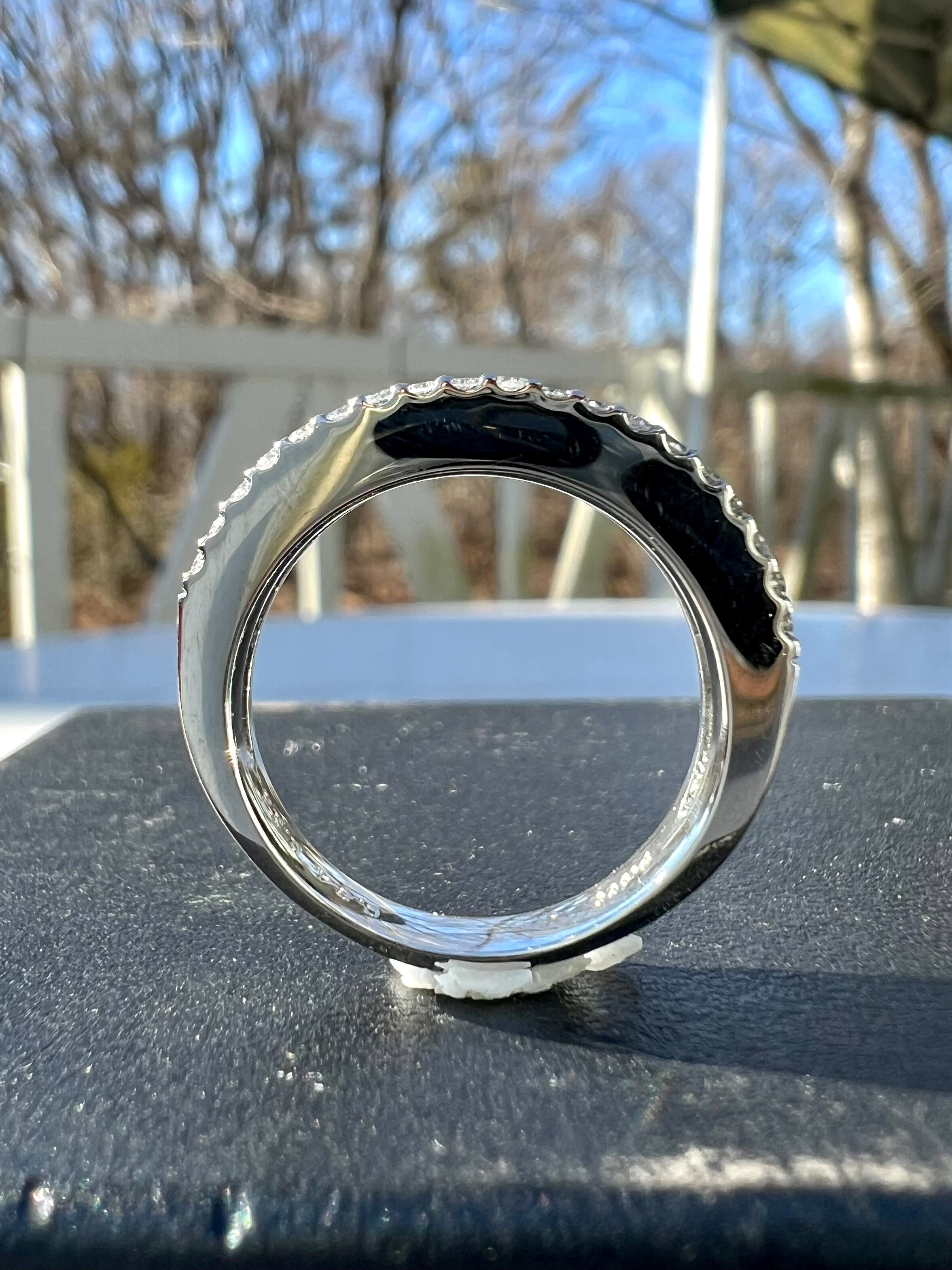 Pt950 ブラジル産アレキサンドライト一文字リング 0.84ct | jewelry KIRARI
