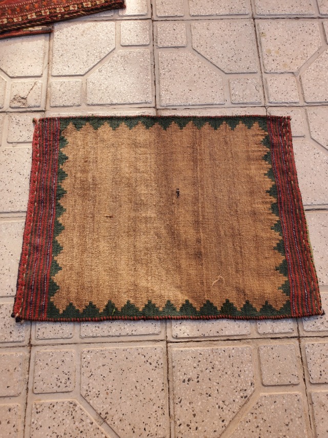絨毯クエスト44【No.70】Kilim (70年) ※現在、こちらの商品はイランに置いてあります。ご希望の方は先ずは在庫のご確認をお願いします。