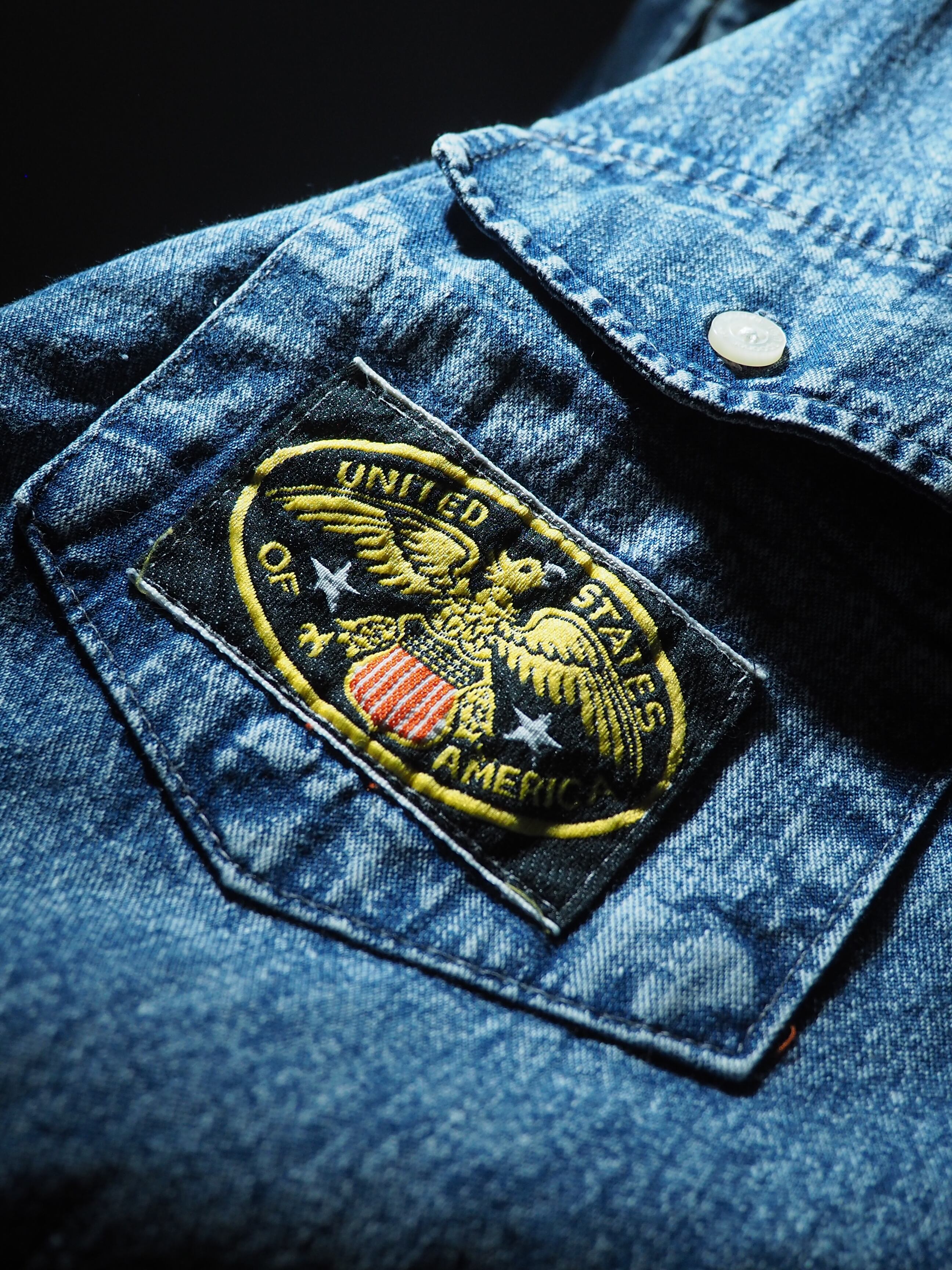 1980 - 90s " United States Of America " Eagle Embossed vintage loose Denim shirt