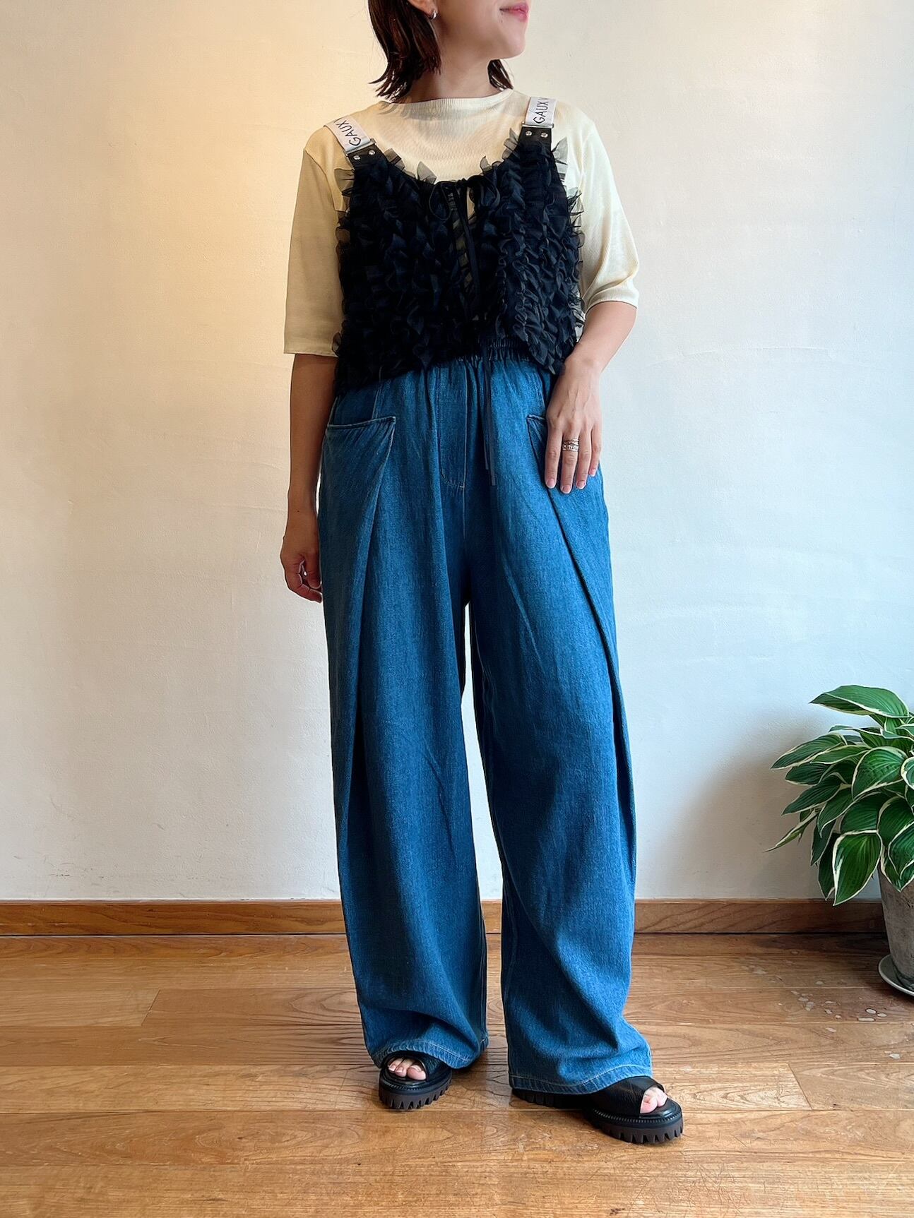MARGAUX VINTAGE / フリルショートビスチェ | anouk
