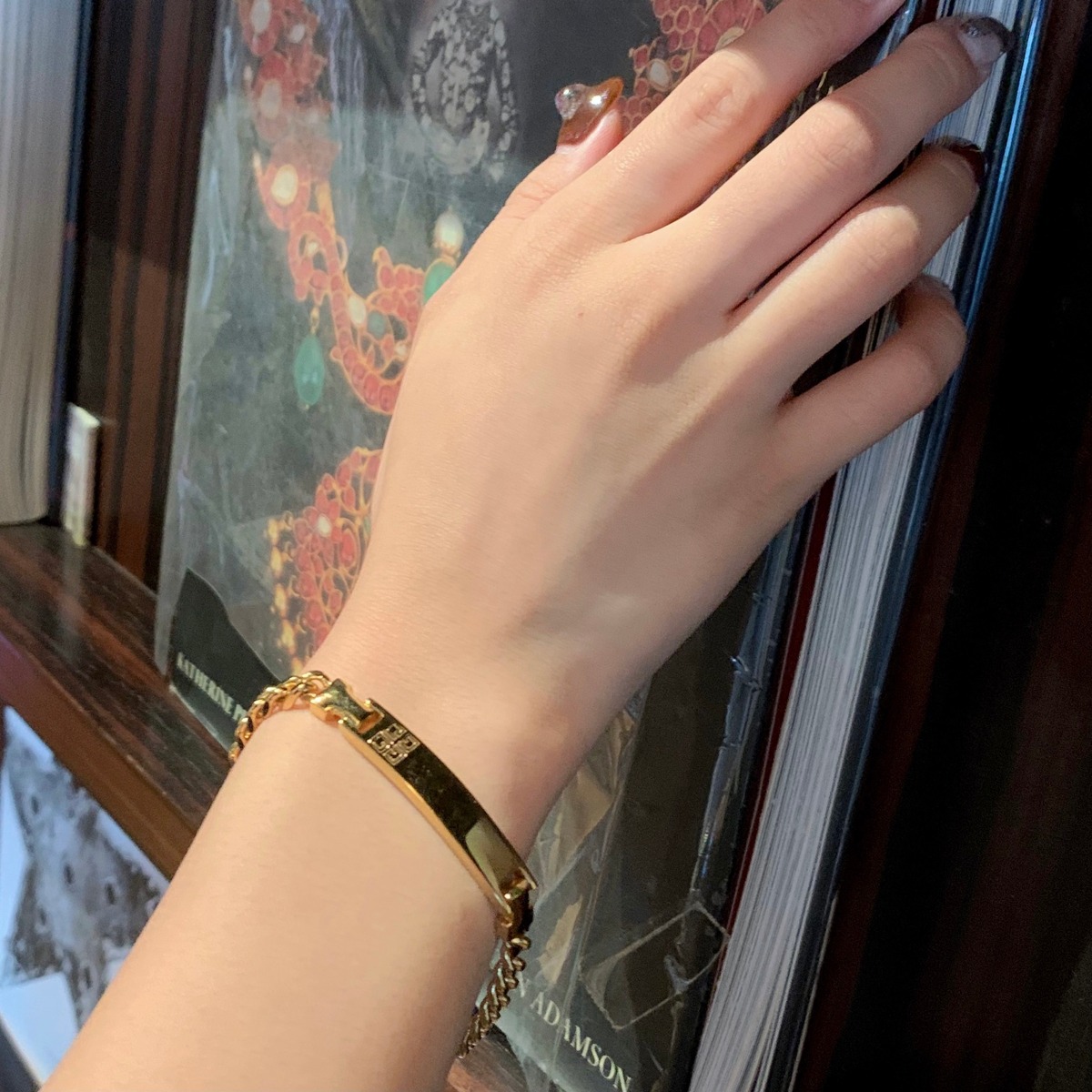 GIVENCHY ジバンシー ブレスレット ロゴプレート 喜平チェーン 