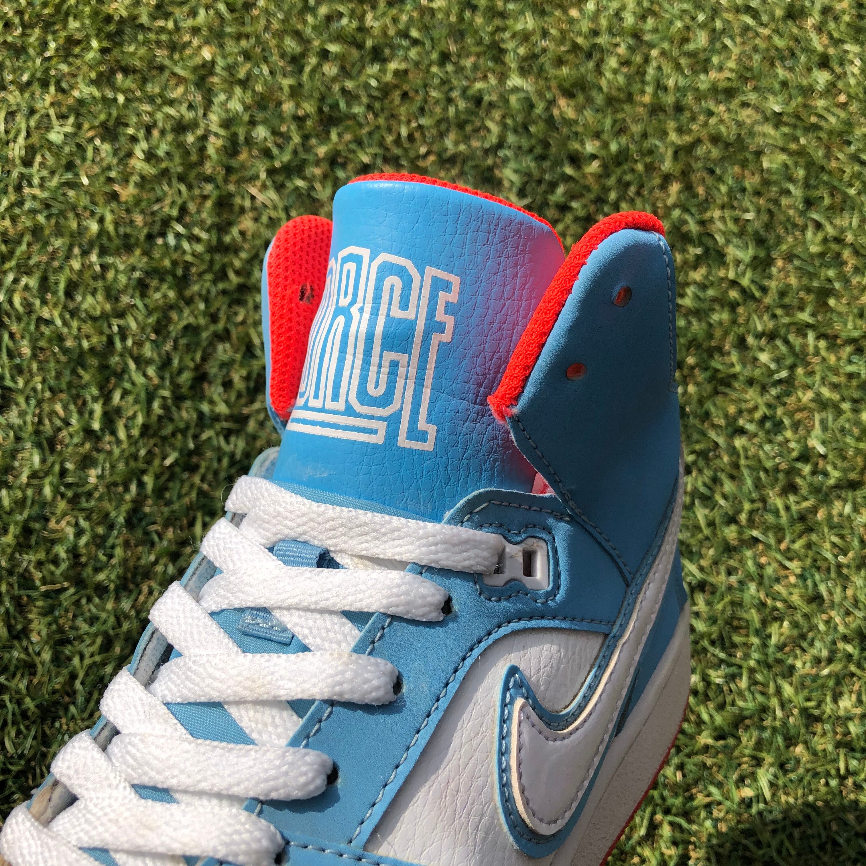 NIKE SON OF FORCE MID ナイキ サンオブフォース ミッド HT77 NIKE SON OF FORCE MID ナイキ サンオブフォース ミッド HT77