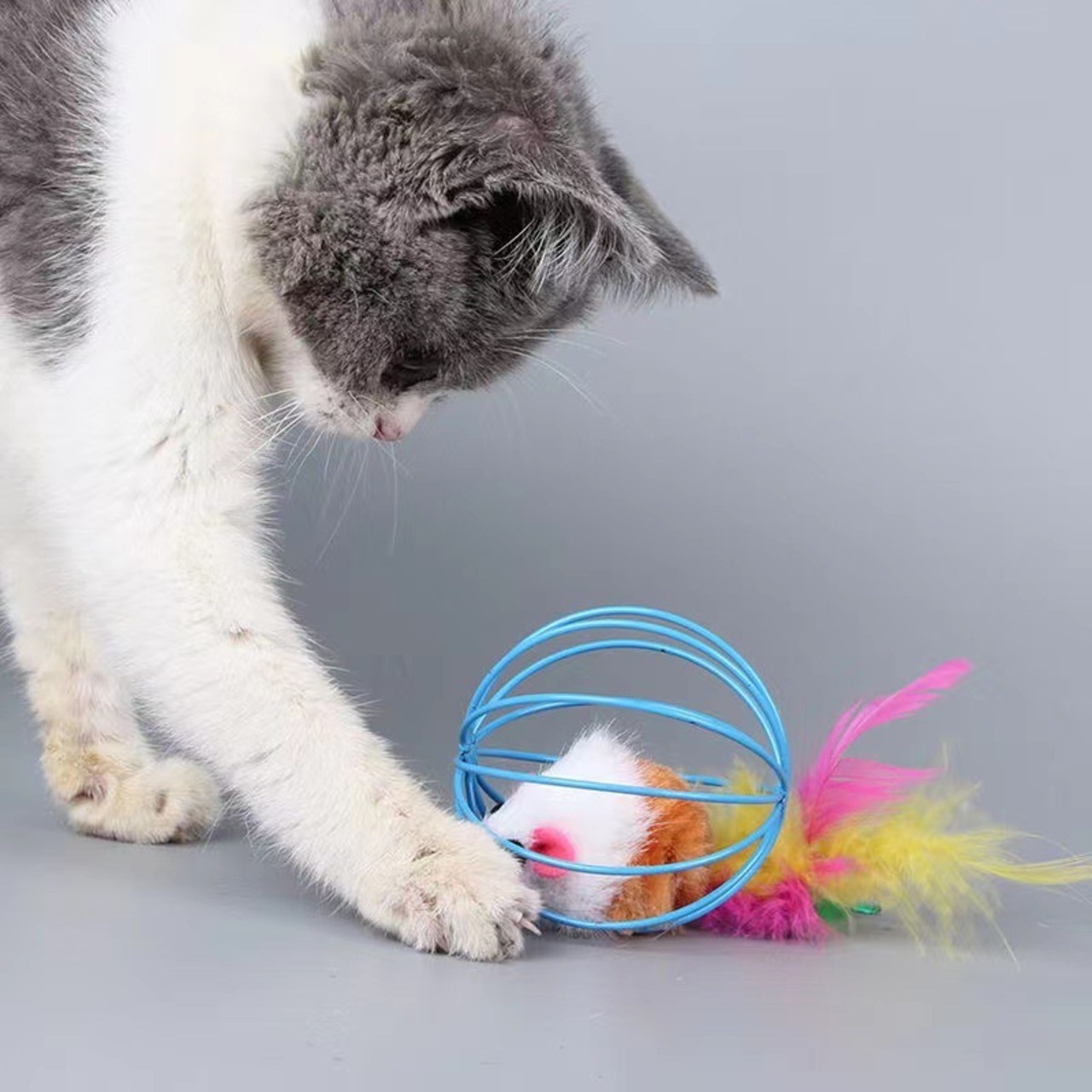 【4個セット】猫 おもちゃ ネズミ ボール 猫のおもちゃ 羽 ねこ ネコ 玩具 オモチャ ねずみ 羽　運動不足ストレス解消