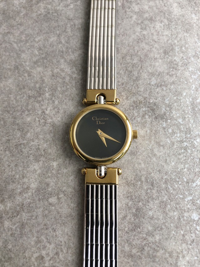 Christian Dior クリスチャン ディオール 腕時計 シルバー ラウンドフェイス ステンレススチール 3025 vintage ヴィンテージ オールド 6bgg33