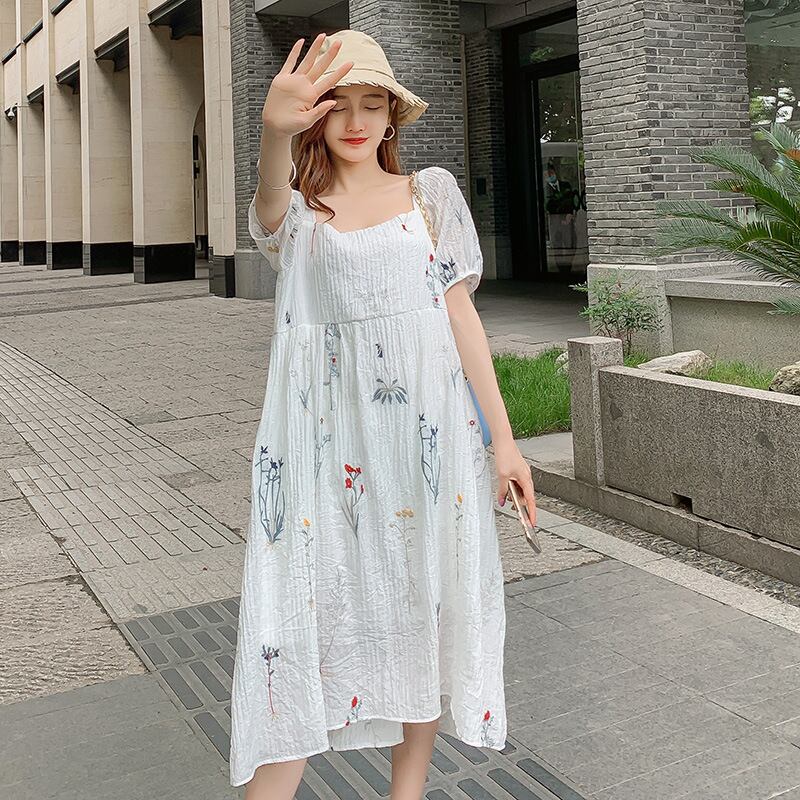 【新作】【送料無料】 マタニティウェア2020夏の新しいバブルコットン刺繍スクエアネックドレス、トレンディなマザーミドル丈で年齢を減らすマタニティドレス-アリババ レッド サマー 夏物 スクウェア expec272148604112