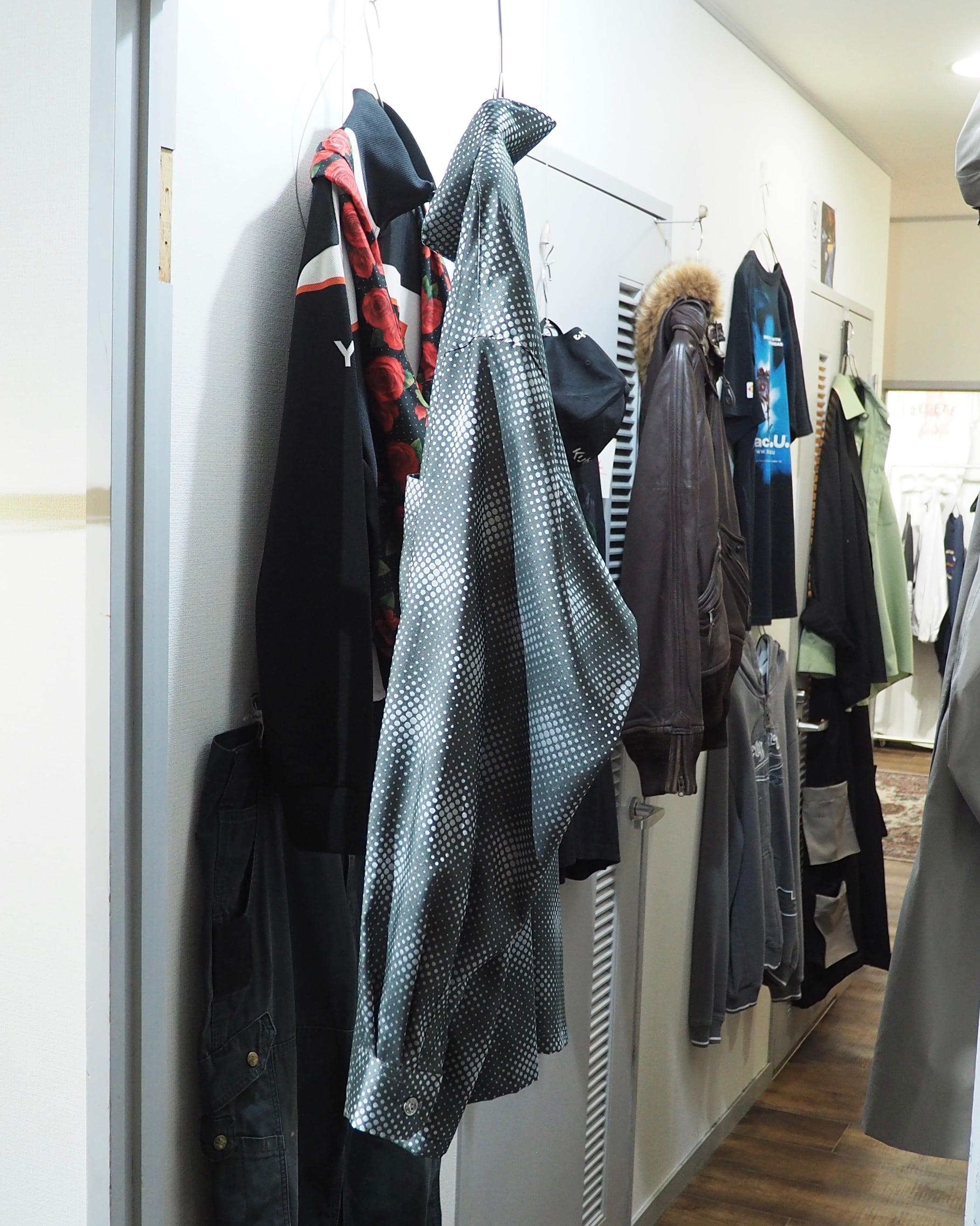 1990s Glossy Dot pattern vintage Drape loose stand collar shirt