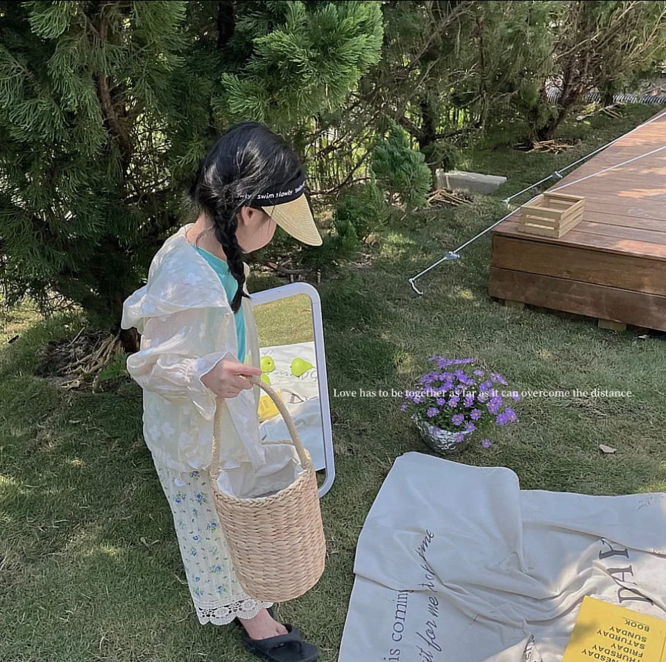 フラワージップジャケット•••••••••••海外子供服 韓国 プチプラ 日焼け防止 パーカー 上着 子供服 キッズフォト