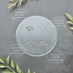 夕暮れの夏水仙 | Resurrection Lily Dangle Earrings