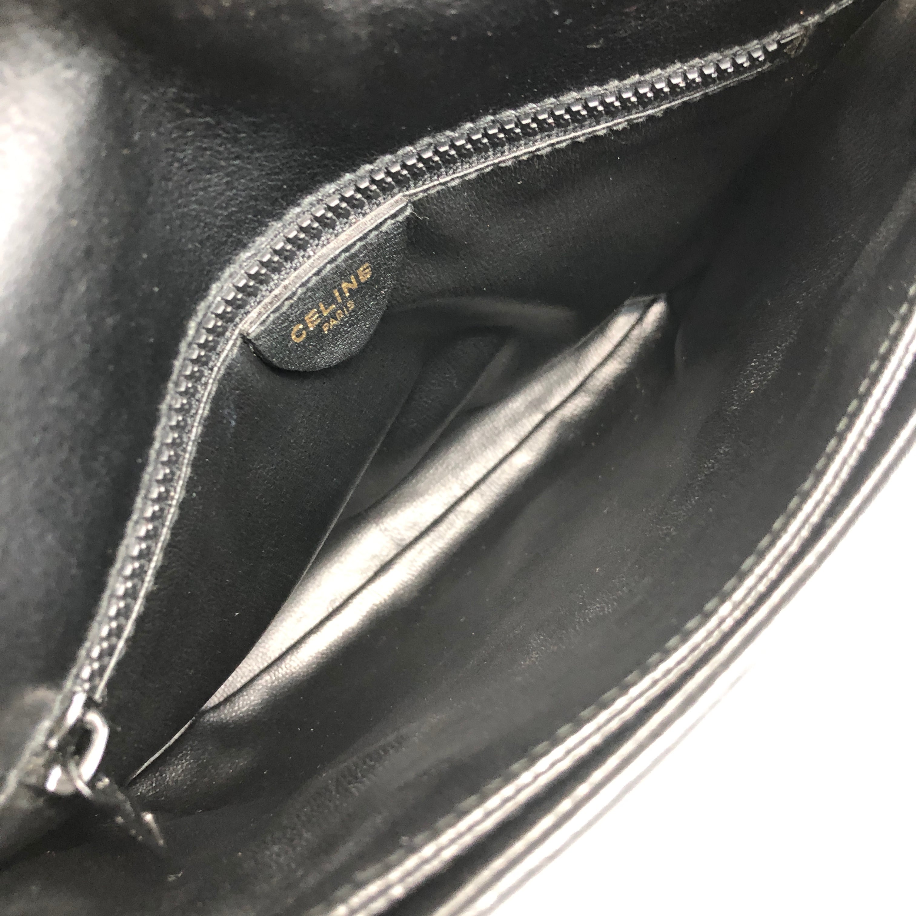 CELINE セリーヌ ショルダーバッグ ブラック トリオンフ CELINE セリーヌ ショルダーバッグ ブラック トリオンフ