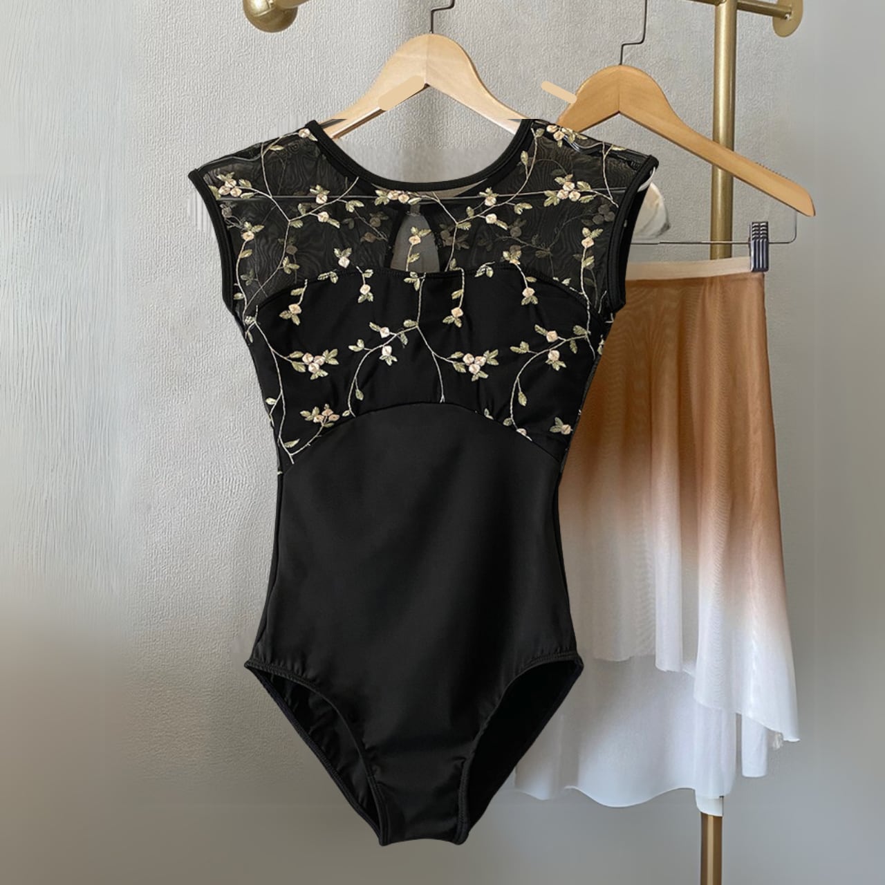 シルフィーヌ　sylphynes　バレエ　レオタード　 38 M シルフィーヌ レオタード 38 シルフィーヌ sylphynes バレエ