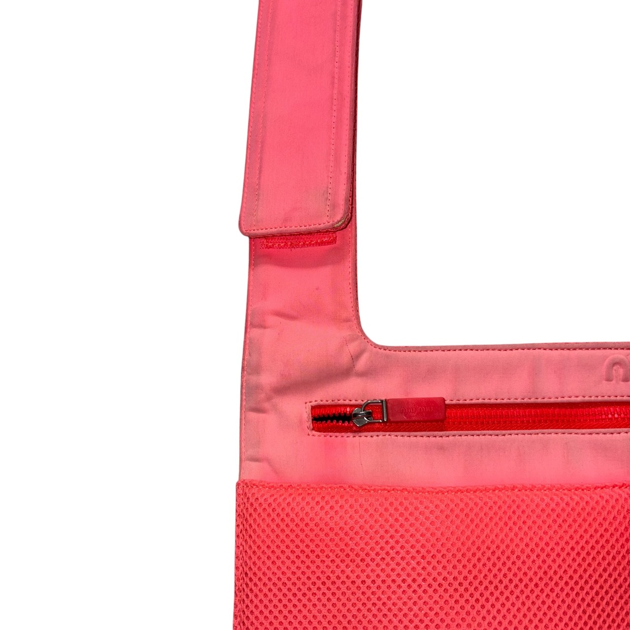 archive MIU MIU pink mesh shoulder body bag
