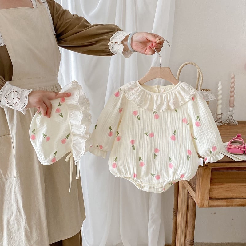 【BABY】秋新作帽子付きチューリップロンパース