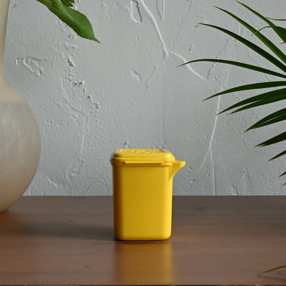 UK発 Treat Caddy|スマートで機能的な犬用トリーツケース