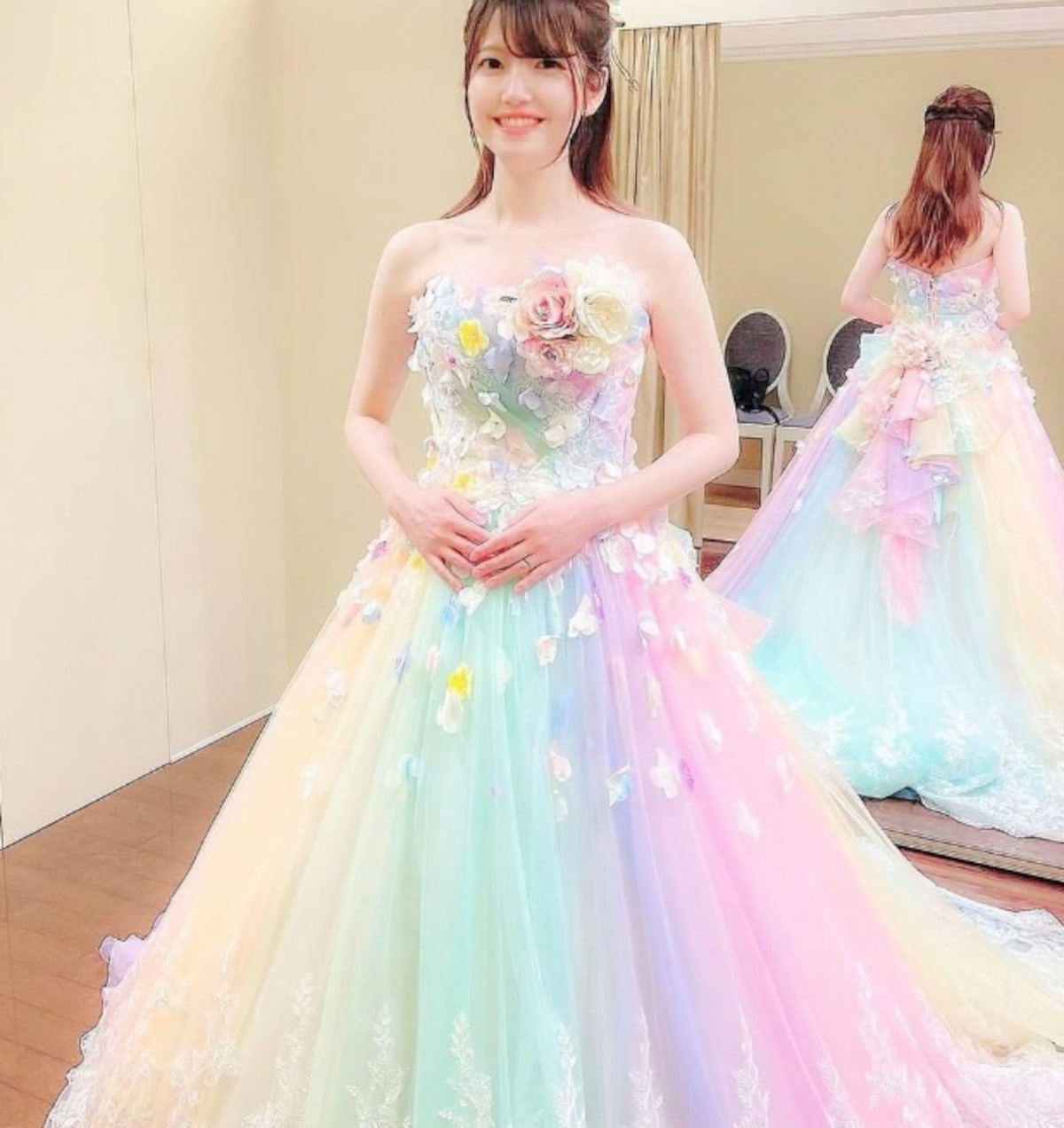 ウェディングドレスカラードレス レインボースカート ベアトップ 上質オーガンジー 3Dバラの花 結
