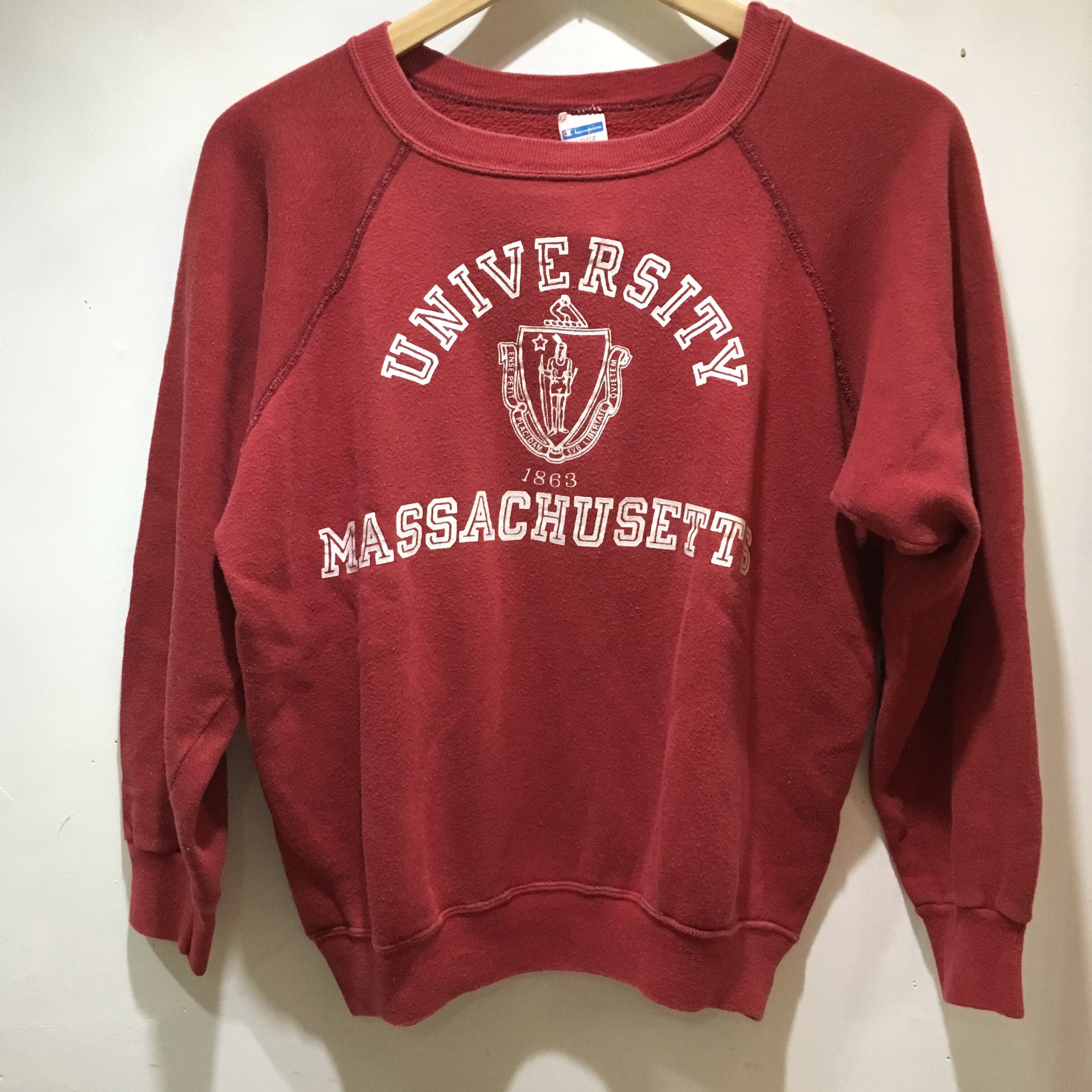 VINTAGE 70's CHAMPION  (beady clothing)