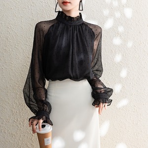 大人のきれいめコーデにおすすめな主役級アイテムです