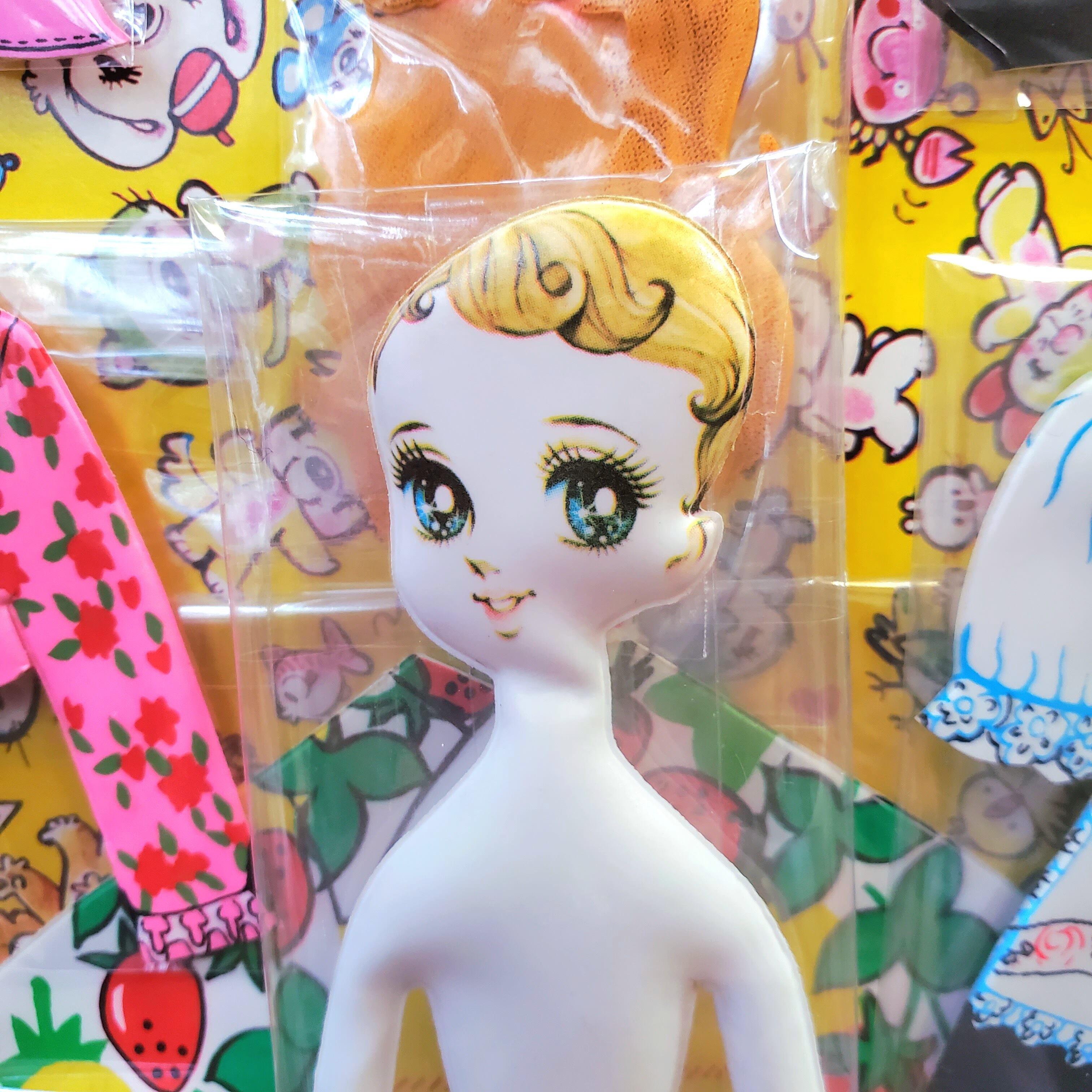 昭和レトロな着せ替え、ぬりえ、お買い物カバンセット 61vB7wyaLnL._UF894,1000_QL80_.jpg