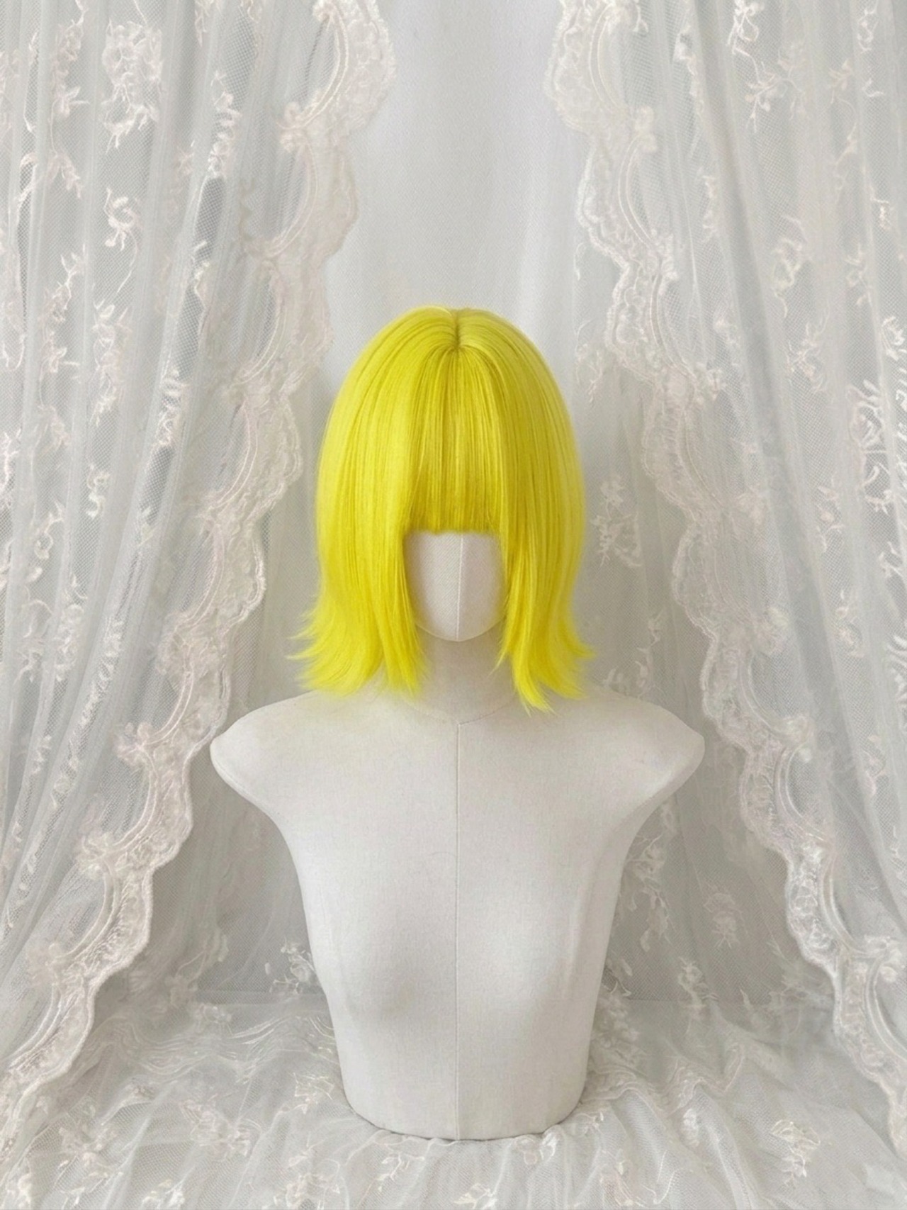 Basic - Volt Yellowシリーズ / Volt Yellow French Bob Wig【商品番号 1064】レースフロントなし×