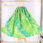 フラダンス 衣装 パウスカート グリーン系 ブルーヘブンカンパニー ハワイアンプリント 植物柄 パームリーフ BLUE HEAVEN COMPANY アロハ フラ ダンス レッスン 練習 ハワイアン リボン さわやか 鮮やか 華やか かわいい おしゃれ 上品 ホワイト系 緑 黄緑 白 パウスカート フラダンス衣装 ハワイ アロハシャツ スカート 夏リゾートビーチ カジュアル リゾートファッション パームリーフプリント ファッションアイテム 明るい色合い 大人の女性用 おしゃれなデザイン