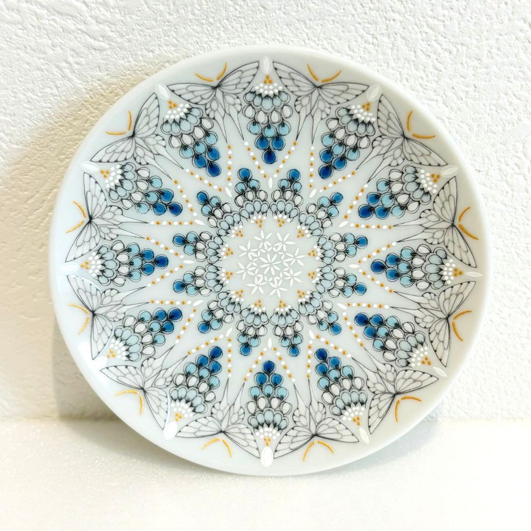 個性的でアートな器 陶芸作家【望月 薫 a.k.a ILL CERAMICS】Serrated