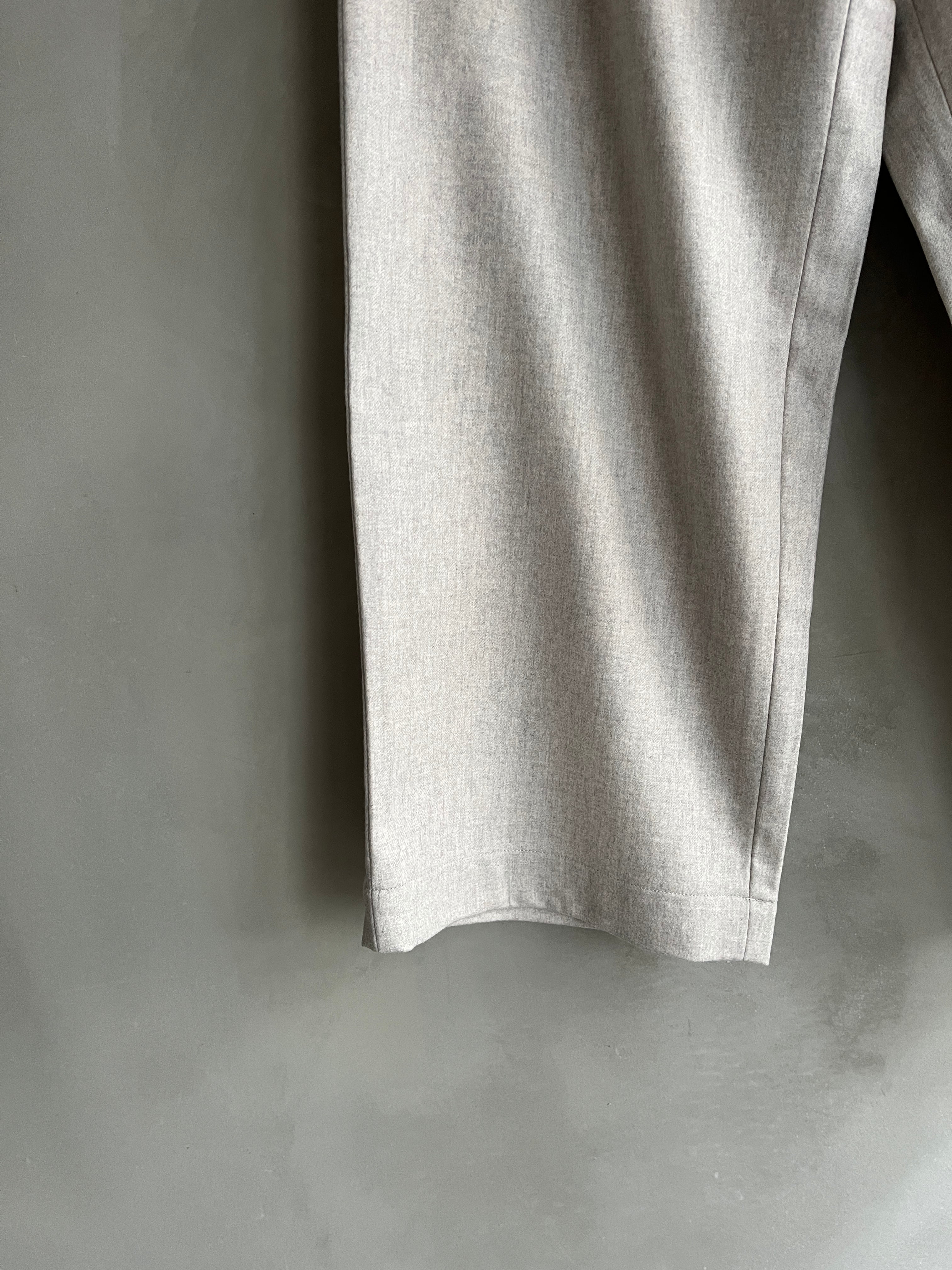 eleven 2nd｜イレブンセカンド｜ウールワイドパンツ｜アイボリー | 岡