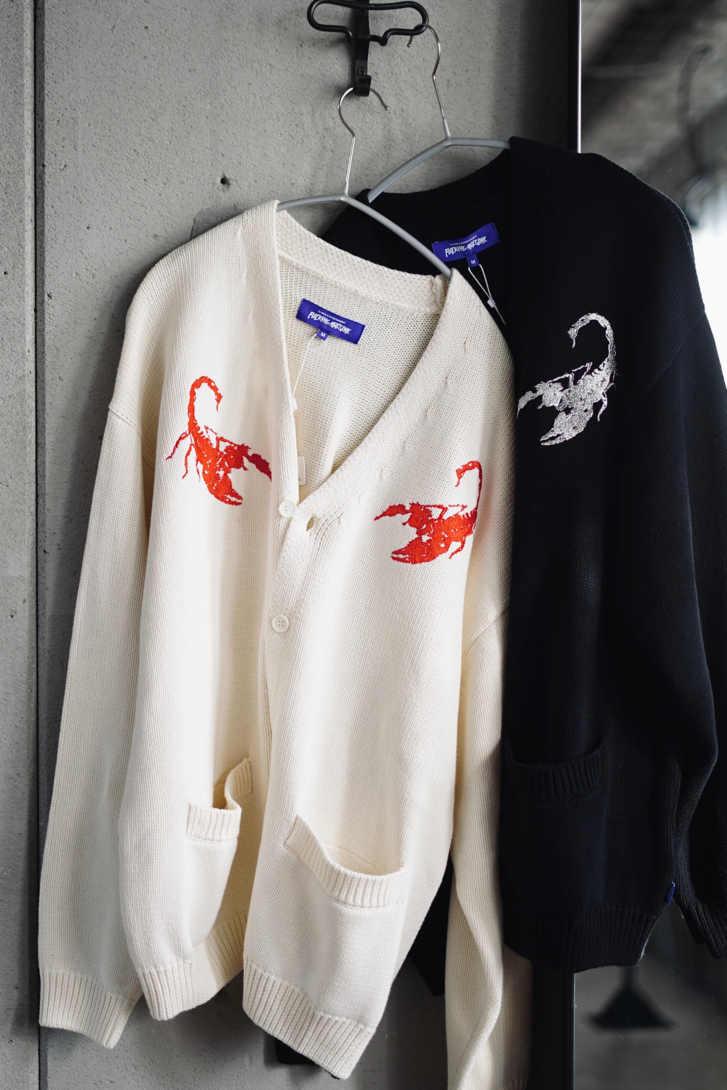 FUCKINGAWESOME / EMBROIDERED SCORPION CARDIGAN (Black FUCKINGAWESOME / EMBROIDERED SCORPION CARDIGAN (Black