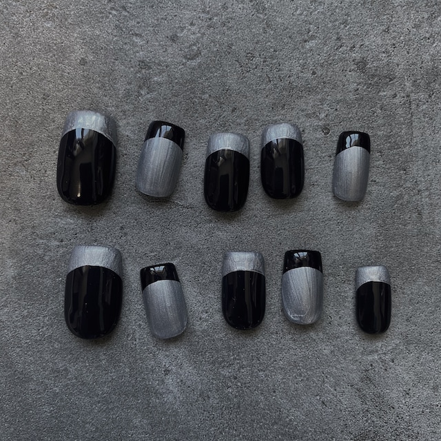 Black × silver French design / Nailtips