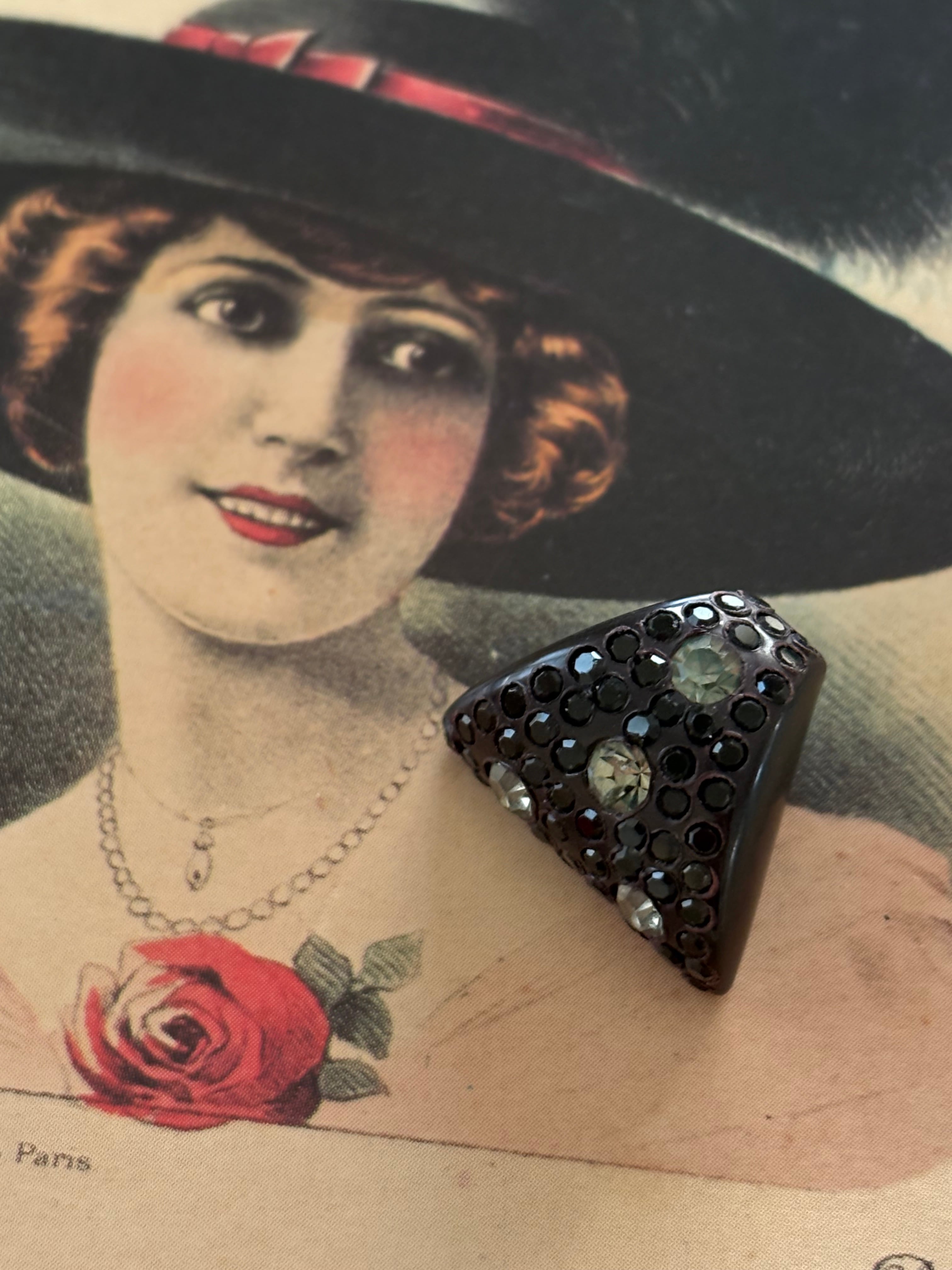 17×21mm Japanese ヴィンテージボタン ストーン ブラックドーム型 アクセサリーパーツ 装飾材 カルトナージュ