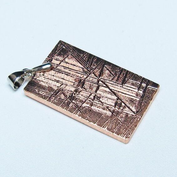 ギベオン ペンダント 隕石 メテオライト ピンクゴールド 一点物 おまかせ便 112-13499