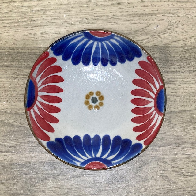 5寸皿一枚焼き　菊模様/赤と青