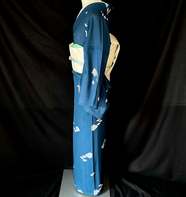 青い駒絽の着物〉SALE 小紋 古典模様 夏着物 裄長 透ける 織り出し 