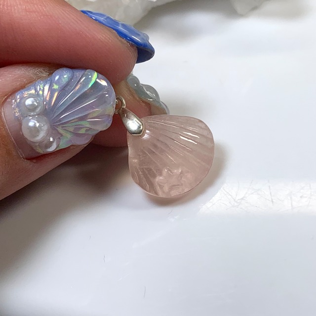 No3.モルガナイト貝殻・ペンダントトップ
