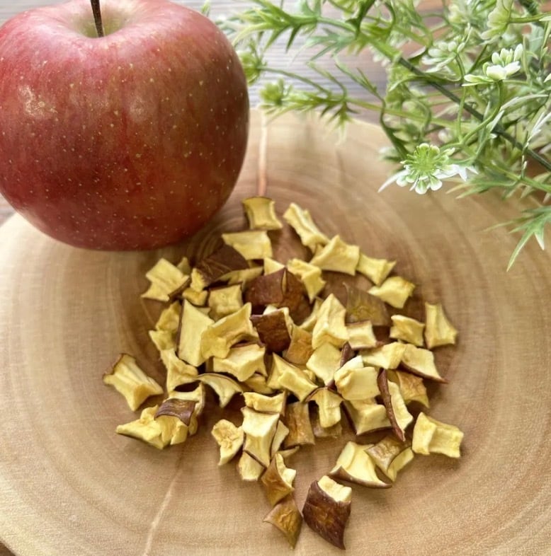 【しっぽとまなざし】コロコロりんご（20g）