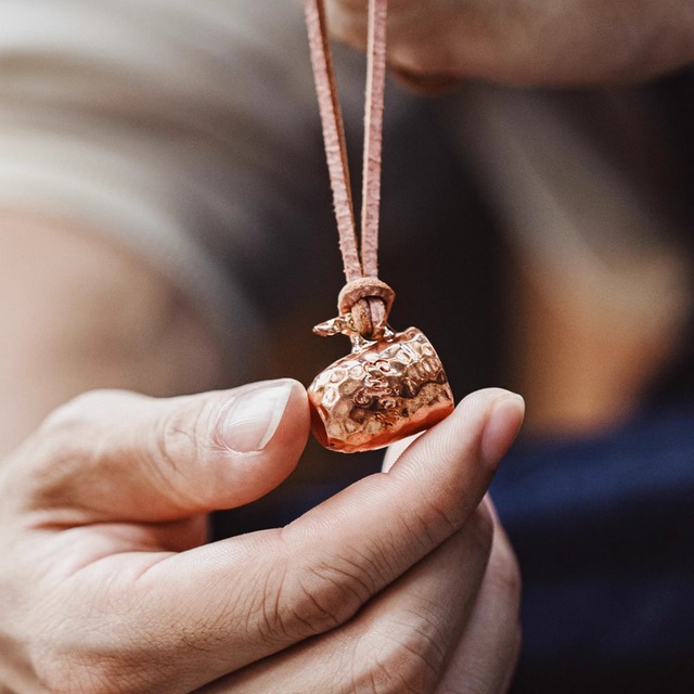 ハンマード加工カップペンダント　　A19194