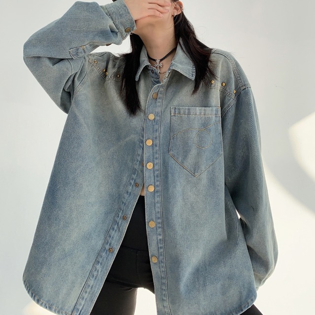 studded design denim shirt　スタッズデザインデニムシャツ　J1566