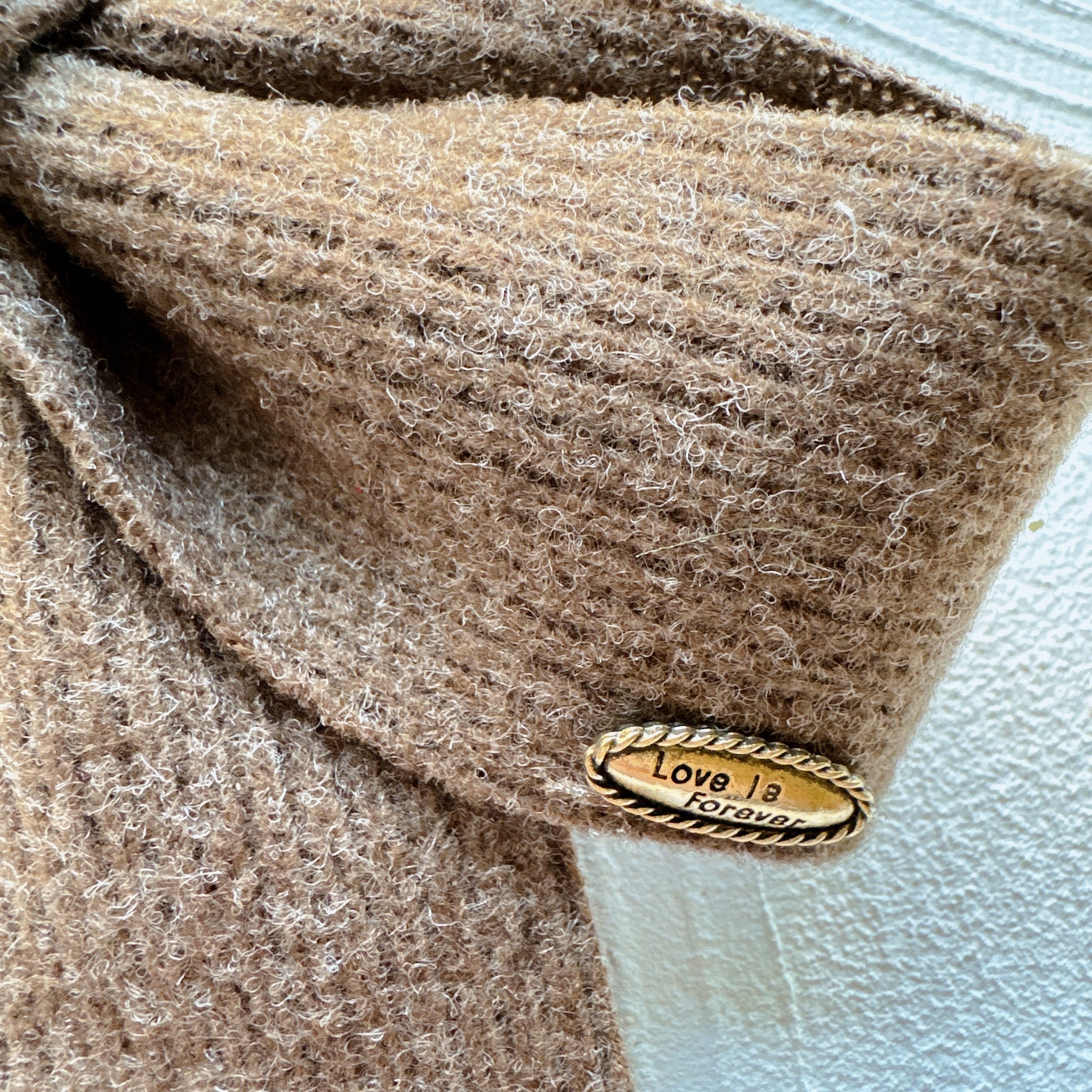 大きなリボンネックバンド