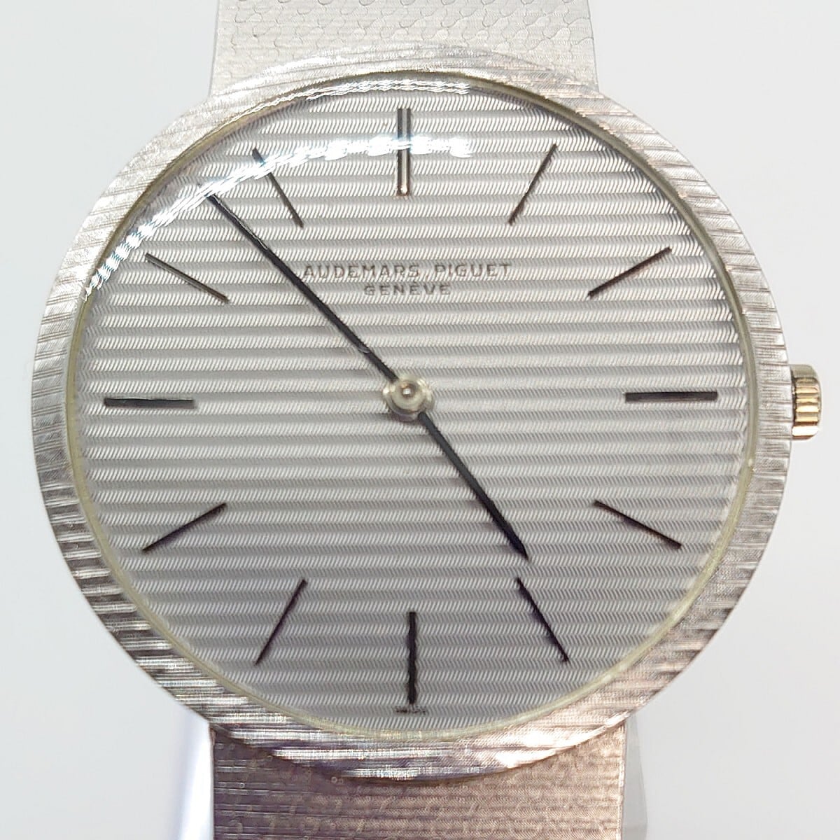 オーデマ ピゲ カーネギー ダイヤベゼル レディース時計  なし K18YG メンズ時計 ホワイト 仕上げ済 美品